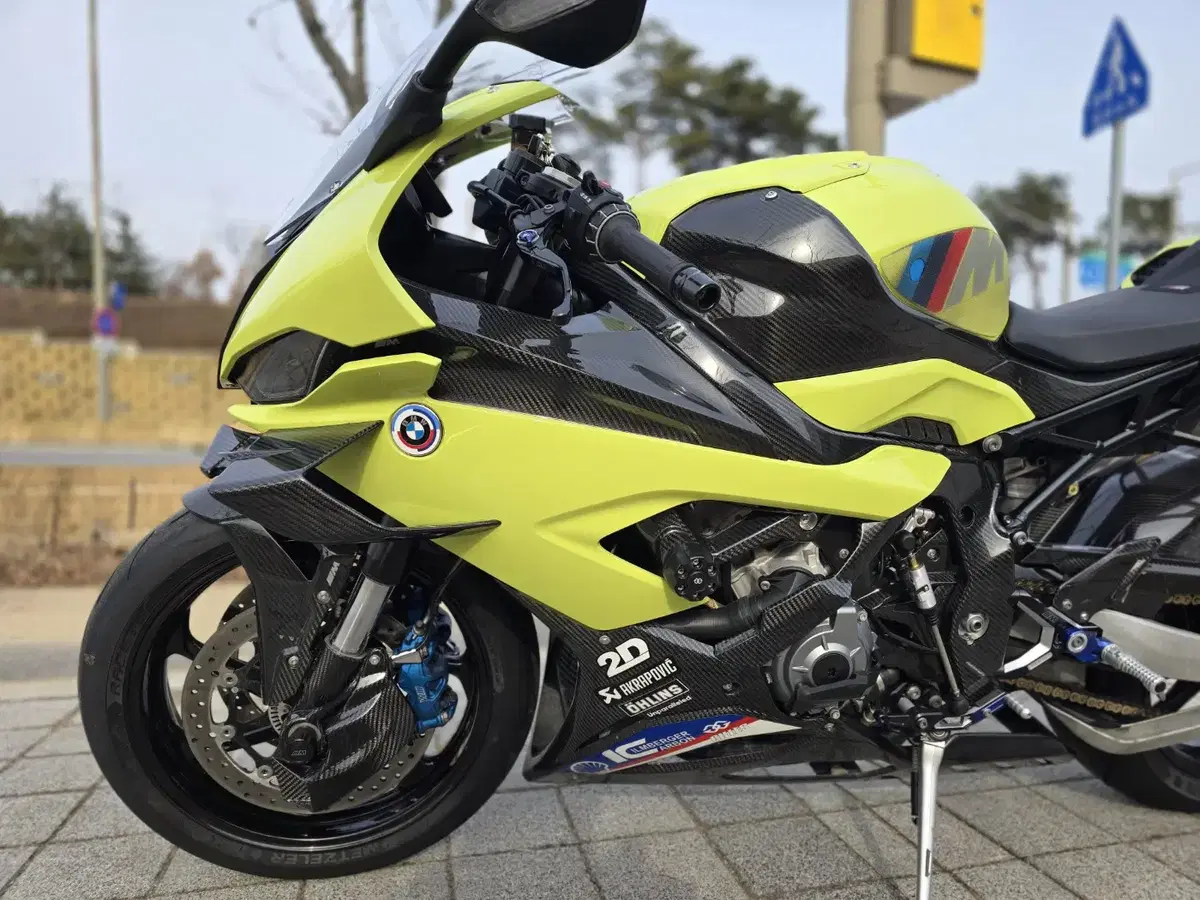 bmw m1000rr 2022년식 50주년 한정판컬러 판매합니다.